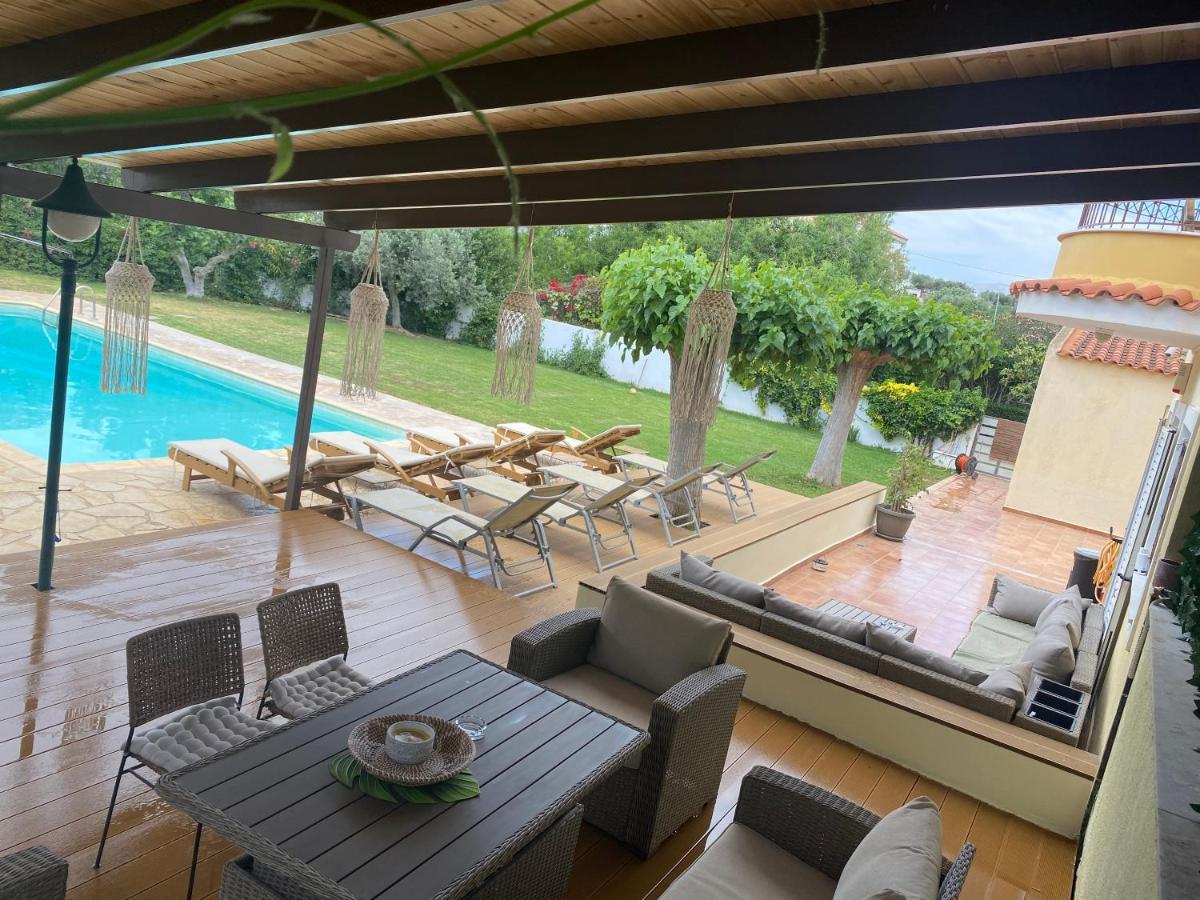 Relaxing Villa With Swimming Pool And Garden Agios Georgios  Luaran gambar