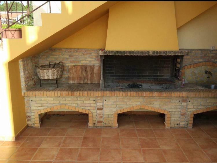Relaxing Villa With Swimming Pool And Garden Agios Georgios  Luaran gambar