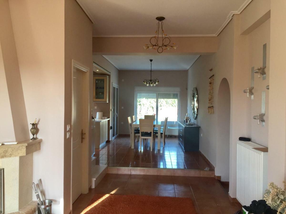 Relaxing Villa With Swimming Pool And Garden Agios Georgios  Luaran gambar