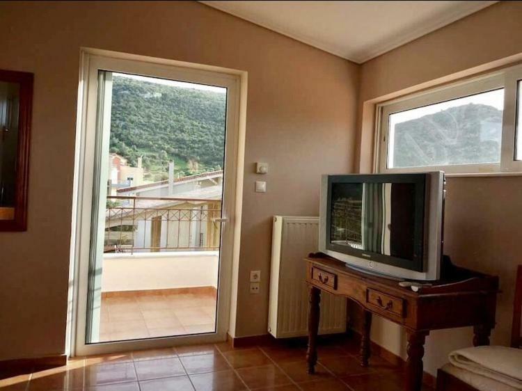 Relaxing Villa With Swimming Pool And Garden Agios Georgios  Luaran gambar